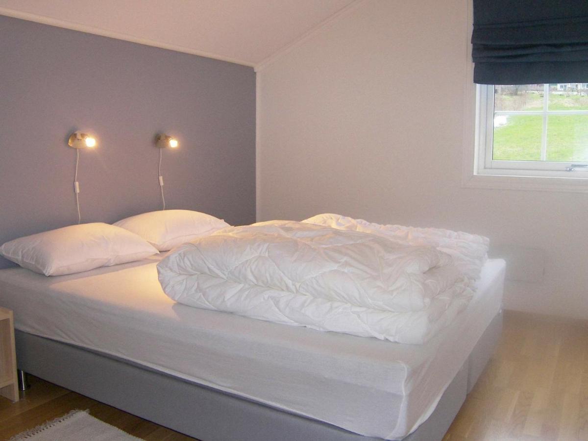 Two-Bedroom Holiday Home In Leikanger 레이캉에르 외부 사진